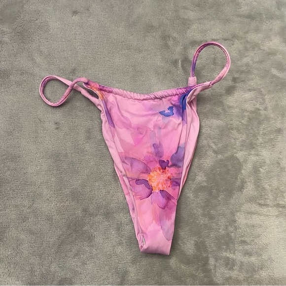 New! Frankie's Bikinis Pink Purple Floral Thin Side Straps Bikini Bottom 3005 - Picture 2 of 8
